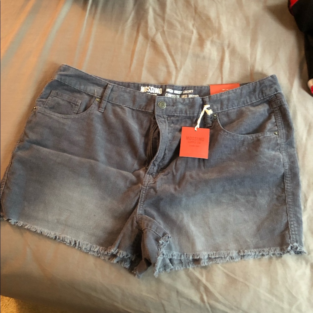 Corduroy shorts